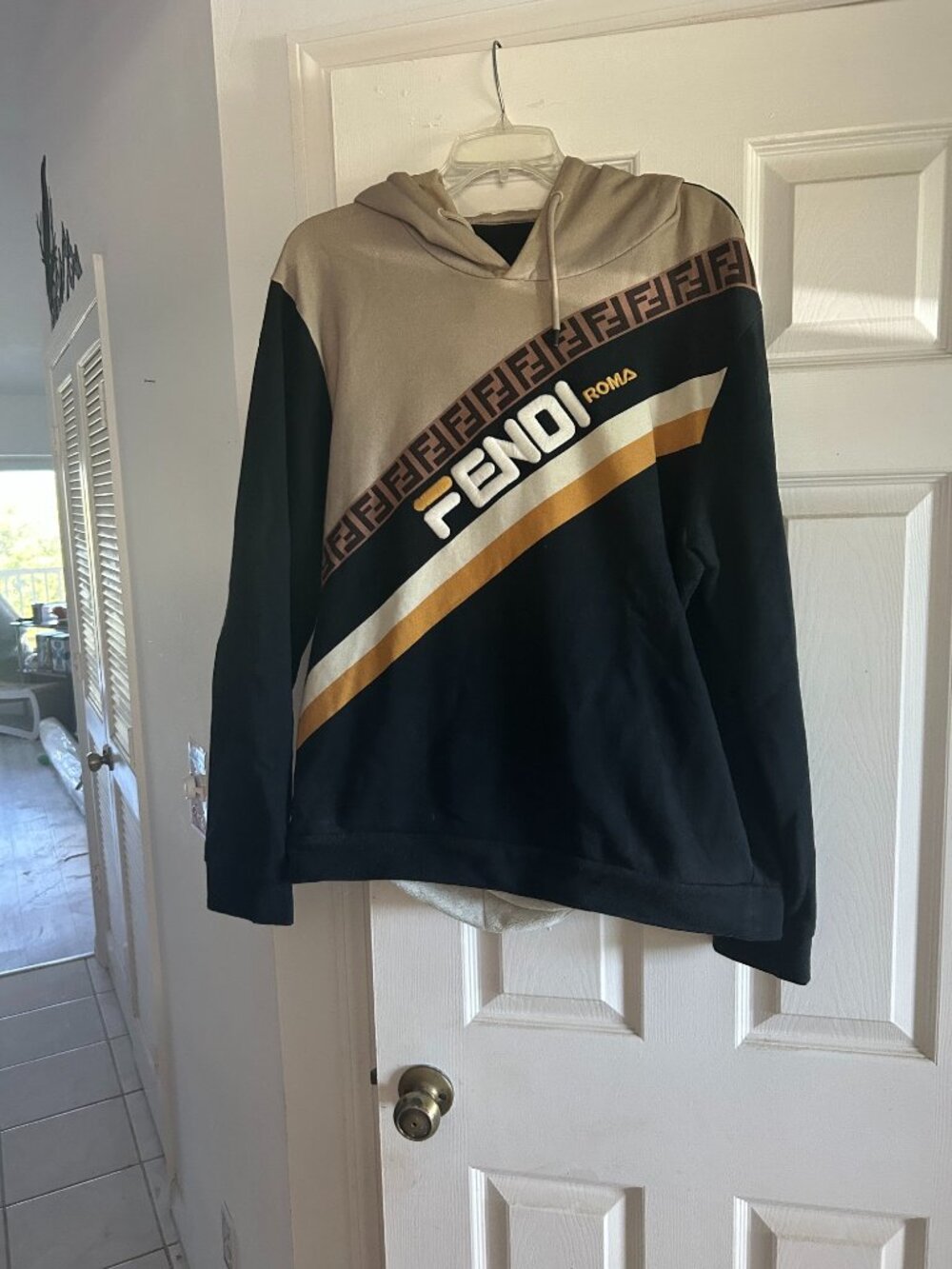 Fendi Roma Black/Beige Hoodie FF Monogram Logo Pullover Sweatshirt